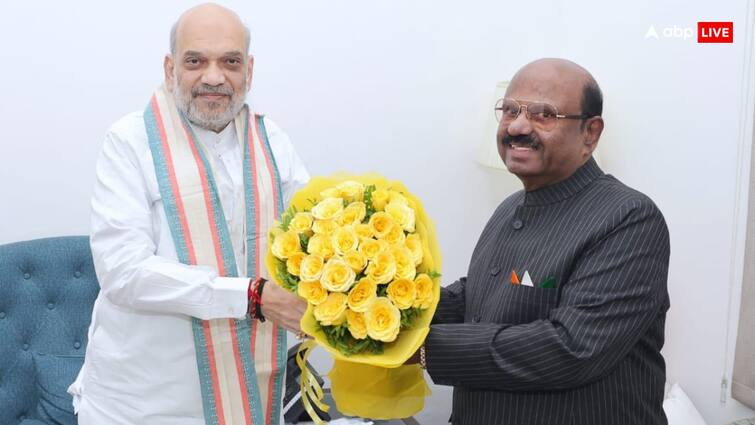 Kolkata Doctor Rape Murder Case West Bengal Governor CV Anand Bose met Home Minister Amit Shah ट्रेनी डॉक्टर रेप और हत्या पर BJP कर रही 'केंद्र से कार्रवाई' की मांग, उधर बंगाल के गवर्नर ने अमित शाह से कर ली मुलाकात