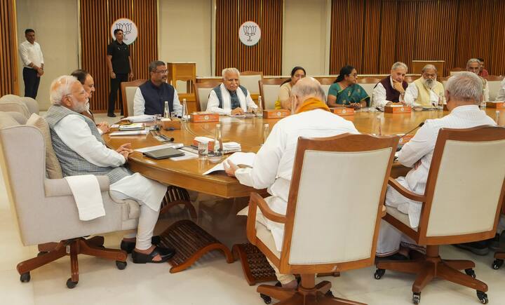 शेष सीटों पर शुक्रवार (30 अगस्त, 2024) को बीजेपी की कोर कमेटी की बैठक होगी और तभी प्रत्याशियों के नामों पर चर्चा होगी.