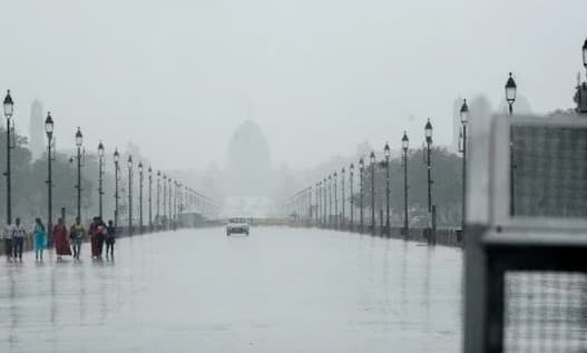 weather forecast 30 august 2024 heavy rain in delhi up bihar gujarat imd alert   Weather Forecast: દેશના 15થી વધુ રાજ્યોમાં વરસાદની આગાહી, જાણો શું કહ્યું હવામાન વિભાગે