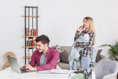 Relationship Advice: ऑफिस के काम और पत्नी के साथ रिश्ता, दोनों को ऐसे करें मजबूत