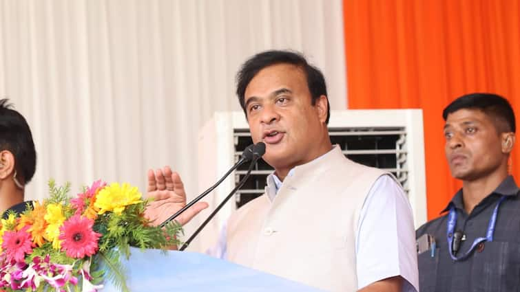 CM Himanta Sarma Pledges To Enact 52 Recommendations Of Assam Accord Committee To Safeguard Indigenous People CM Himanta Sarma Pledges To Enact 52 Recommendations Of Assam Accord Committee By April 15, 2025