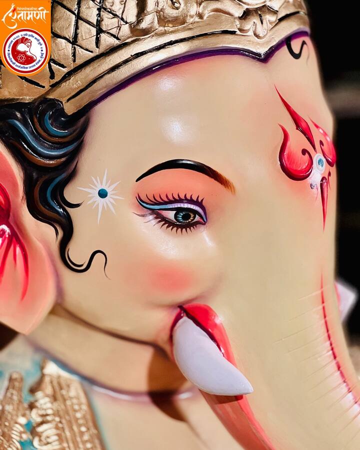 मुंबईतील बहुप्रतिष्ठीत चिंतामणी गणपतीचा आगमन सोहळा गाजावाजात पार पडला.