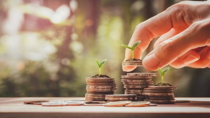 सूर्योदय स्मॉल फाइनेंस बैंक अपने सीनियर सिटीजन ग्राहकों को पांच साल की एफडी स्कीम पर 8.75 फीसदी का तगड़ा ब्याज ऑफर कर रहा है.