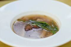 Egg Soup : காய்ச்சலுக்கு இதமான முட்டை சூப்.. குடித்து பாருங்க!