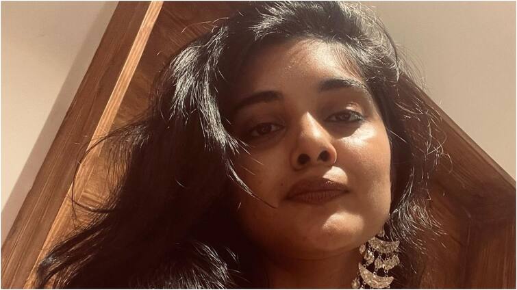 Actress Nivetha Thomas shocking comments On Justice Hema Committee report Nivetha Thomas: లైంగిక వేధింపులు దారుణం, హేమ కమిటీ రిపోర్టుపై నివేదా థామస్ షాకింగ్ కామెంట్స్