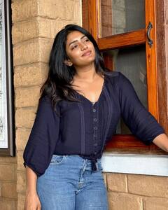 Eesha Rebba: ఎక్కువ ఆలోచించి తక్కువ మాట్లాడుతుందట ఈషా రెబ్బా.. క్యాజువల్ లుక్ లో బావుంది కదా తెలుగమ్మాయ్!