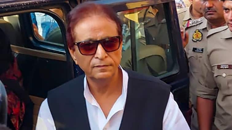 up news Azam Khan does not have 10 thousand rupees Asked for time to pay the fine आजम खान के पास नहीं हैं 10 हजार रुपये! जुर्माना भरने के लिए मांगा समय, बताई ये वजह