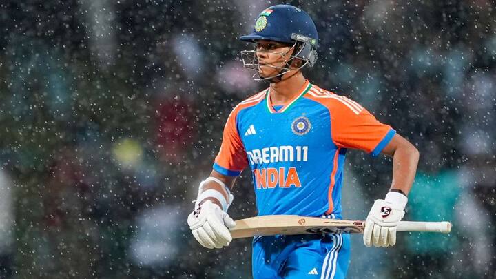 दरअसल यशस्वी ने सिराज के लिए बिरयानी भेजी. इसको लेकर सिराज ने उन्हें शुक्रिया तो कहा. लेकिन इसके साथ-साथ एक शिकायत भी की.