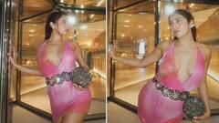 Radhika seth: એક્ટ્રેસ રાધિકા શેઠનો પિંક શોર્ટ ડ્રેસમાં જોવા મળ્યો બોલ્ડ અંદાજ