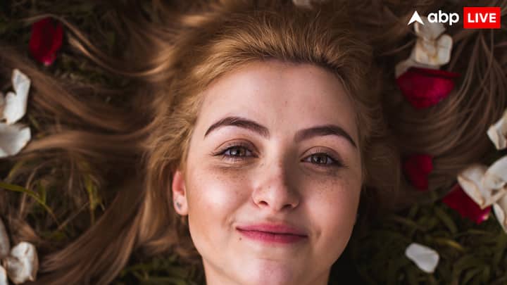 अंग्रेजों के सुनहरे बाल क्यों होते हैं, इस सवाल का जवाब आपको कई जैविक, ऐतिहासिक, और सांस्कृतिक कारणों में छिपा हुआ मिलेगा.