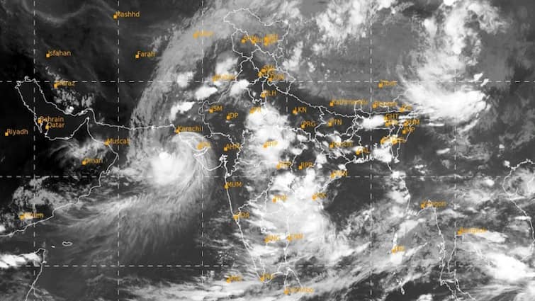 after-severe-storm-over-gujarat-why-the-cyclone-asna-developing-in-the-arabian-sea Asna Cyclone: ગુજરાતમાં આફત મચાવનાર ચક્રવાત ASNAથી વૈજ્ઞાનિકો પણ ચોંક્યા,48 વર્ષ બાદ જમીન પછી સમુદ્રમાં તબાહી