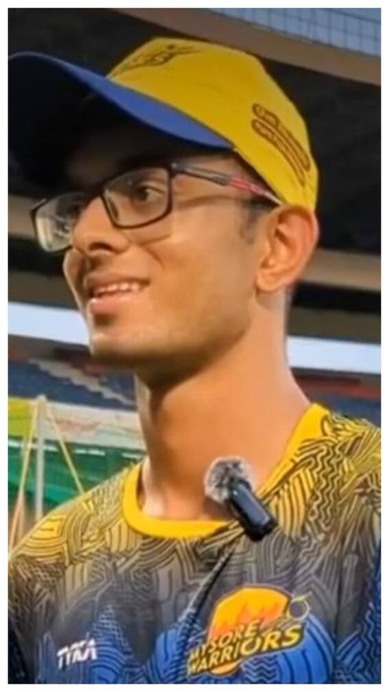 సమిత్ ద్రవిడ్‌ రికార్డులు చూశారా