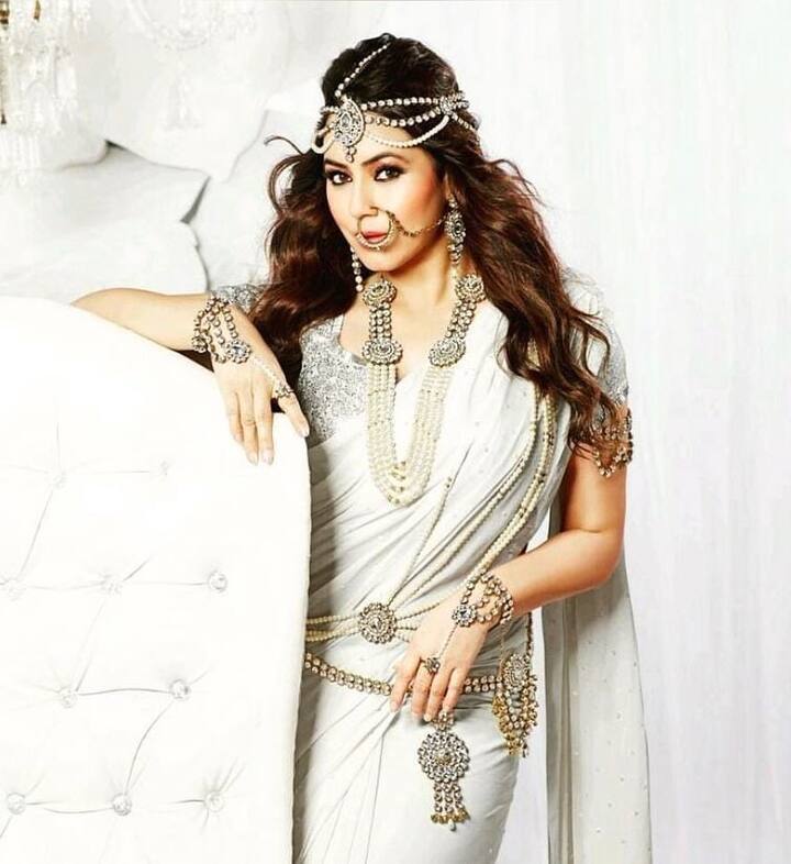 2016 में महिमा फिल्म 'डार्क चॉकलेट' में नजर आई थीं, लेकिन इसके बाद ने भी पर्दे से गायब हो गईं. 2022 में महिमा चौधरी ने खुलासा किया कि वे ब्रेस्ट कैंसर से जूझ रही हैं. हालांकि उन्होंने अपना ट्रीटमेंट कराया और अब वे पूरी तरह से रिकवर भी हो चुकी हैं.