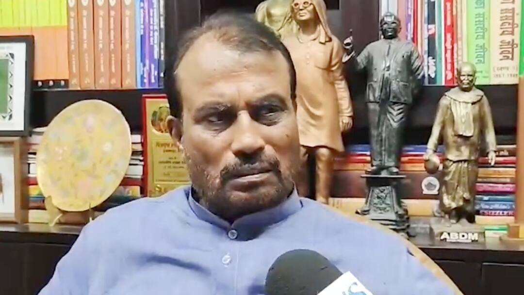Bihar Politics: 'सम्मान और स्वाभिमान से समझौता नहीं', श्याम रजक ने क्यों छोड़ा RJD का साथ? दिए सिलसिलेवार जवाब Shyam Rajak leave RJD and work for CM Nitish Kumar party JDU ANN Bihar Politics: 'सम्मान और स्वाभिमान से समझौता नहीं', श्याम रजक ने क्यों छोड़ा RJD का साथ? दिए सिलसिलेवार जवाब