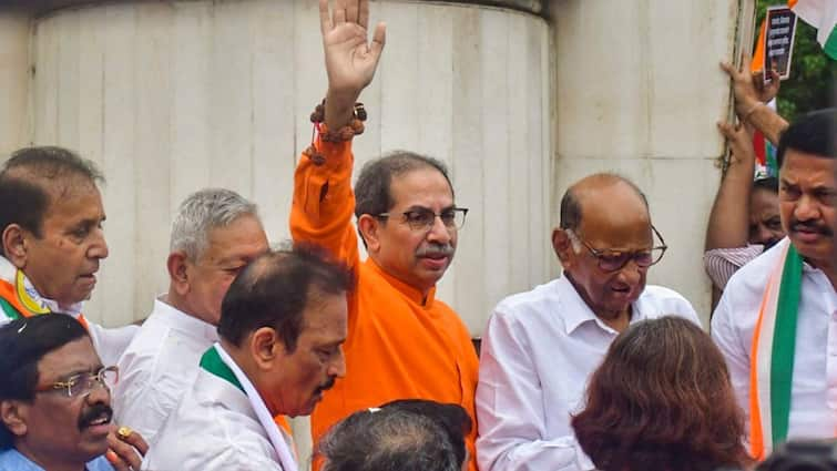 Shivaji Statue Collapse Row MVA Mumbai Protest BJP Vows To Expose Oppn Maharashtra: Uddhav Thackeray Hits CM Eknath Shinde’s Photo With Slipper During 'Jode Maro Andolan' — WATCH