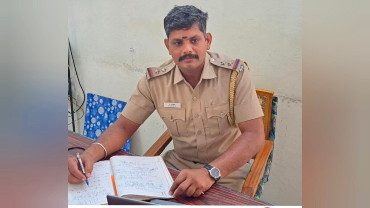 Crime : செம்மரக்கட்டைகளை  கடத்திய  வேலூர் கலால்துறை டிஎஸ்பி  தங்கவேலு நிரந்தர பணிநீக்கம்