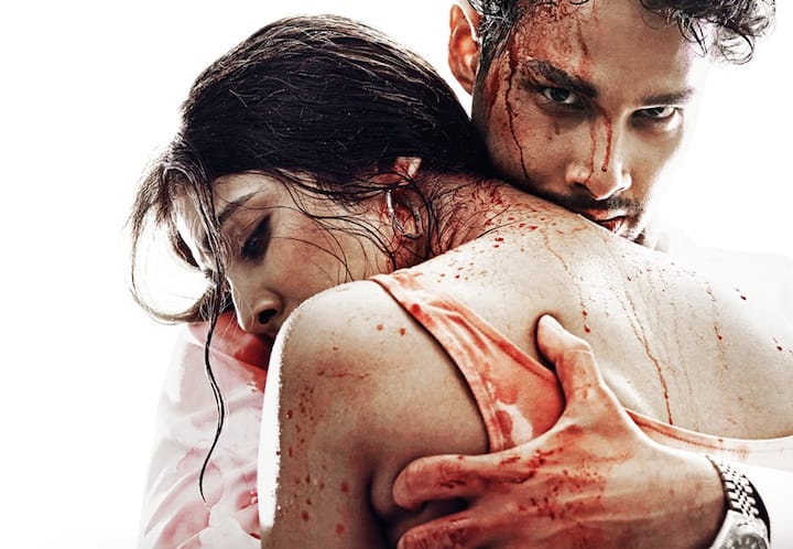 सिद्धांत चतुर्वेदी की एक्शन-थ्रिलर फिल्म 'युध्रा' का ट्रेलर रिलीज हो चुका है. अब फिल्म भी 20 सितंबर को थिएटर्स में दस्तक देने जा रही है. फिल्म में मालविका मोहनन, राघव जुयाल और राम कपूर भी नजर आएंगे.