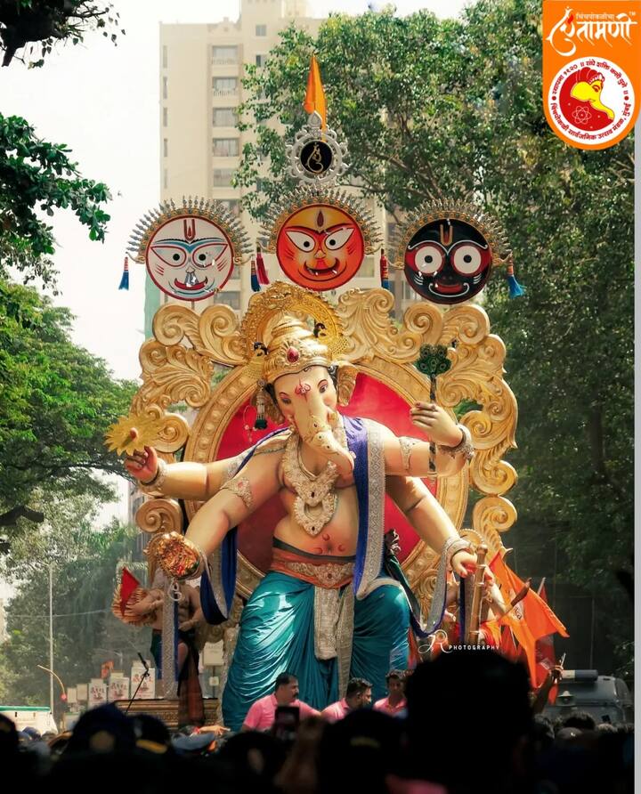 मुंबईतील बहुप्रतिष्ठीत चिंतामणी गणपतीचा आगमन सोहळा गाजावाजात पार पडला.