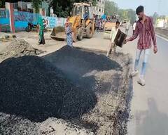 રાજ્યભરમાં ભારે વરસાદના પરિણામે અસરગ્રસ્ત માર્ગોની મરામત કામગીરી યુધ્ધના ધોરણે શરૂ