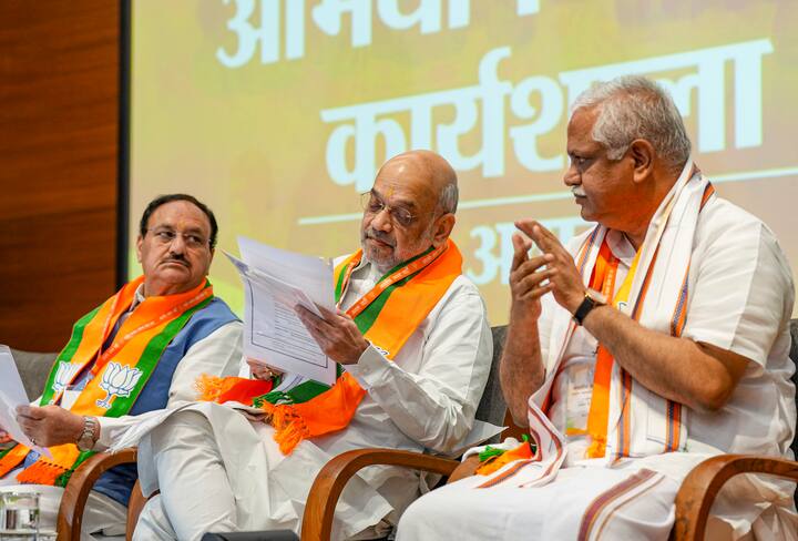 हरियाणा को लेकर बड़ी बैठक दिल्ली स्थित बीजेपी के मुख्यालय में की जाएगी, जिसकी अध्यक्षता खुद बीजेपी चीफ जेपी नड्डा करेंगे.