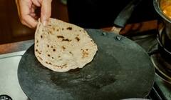 Rice Chapati : சாதம் மீதமாகிவிட்டதா? அதை வைத்து மிருதுவான சப்பாத்தி செய்யலாம்..