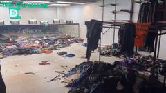 कराची के नए मॉल से क्या-क्या उठा ले गए पाकिस्तानी, लूटपाट का वीडियो वायरल