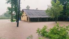 Rain: દક્ષિણ ગુજરાતને મેઘરાજાએ ઘમરોળ્યું, નવસારીના સરા ગામમાં જળબંબાકાર