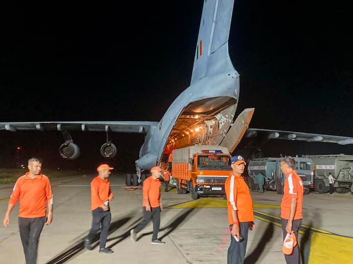 Rescue operation in flood-affected area in Telangana. (Image Source: PTI)