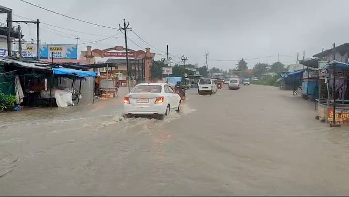 South Gujarat Rain: દક્ષિણ ગુજરાતના તાપી, ડાંગ અને નવસારી જિલ્લામાં ભારે વરસાદને કારણે પૂરનો ખતરો સર્જાયો છે.