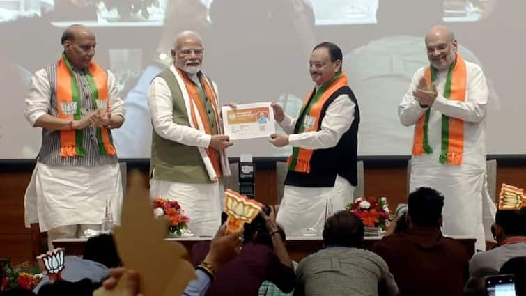 PM Narendra modi Launch of BJP National Membership Drive PM मोदी ने BJP सदस्यता रिन्यू की, बोले- ये अभियान वैचारिक और भावनात्मक आंदोलन