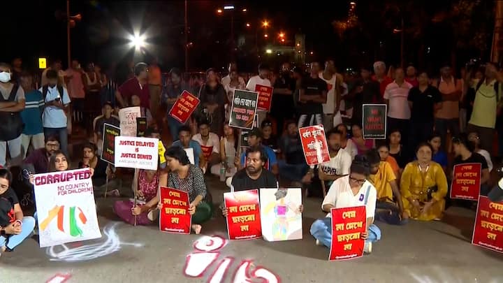সাধারণ মানুষের ডাকে রাত জাগলেন বিভিন্ন ক্ষেত্রের কৃতীরাও।