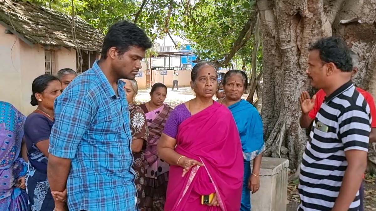 ரம்மி சூதாட்டத்தில் லட்சக்கணக்கில் பணத்தை இழந்த கணவன் - மன உளைச்சலில் மனைவி தற்கொலை