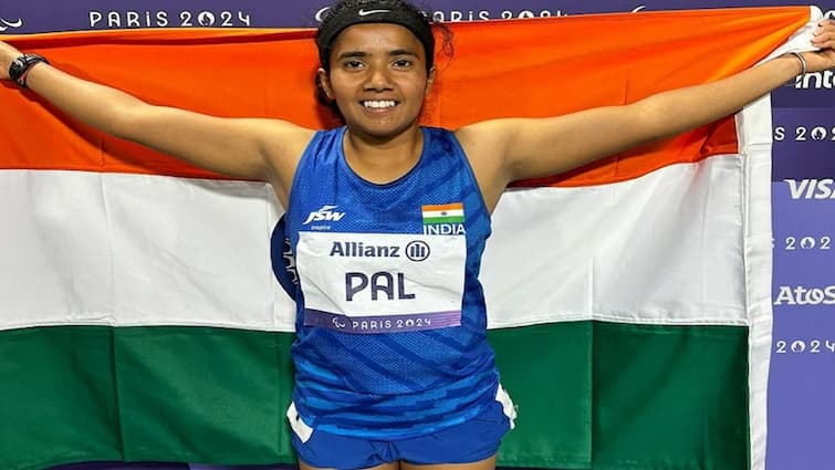 Preethi Pal creates history with Indias first ever Bronze in womens 200m Paris Paralympics 2024 Paris Paralympics 2024: પેરિસ પેરાલિમ્પિકમાં પ્રીતિ પાલે જીત્યો બીજો મેડલ, 200 મીટર રેસમાં અપાવ્યો બ્રોન્ઝ