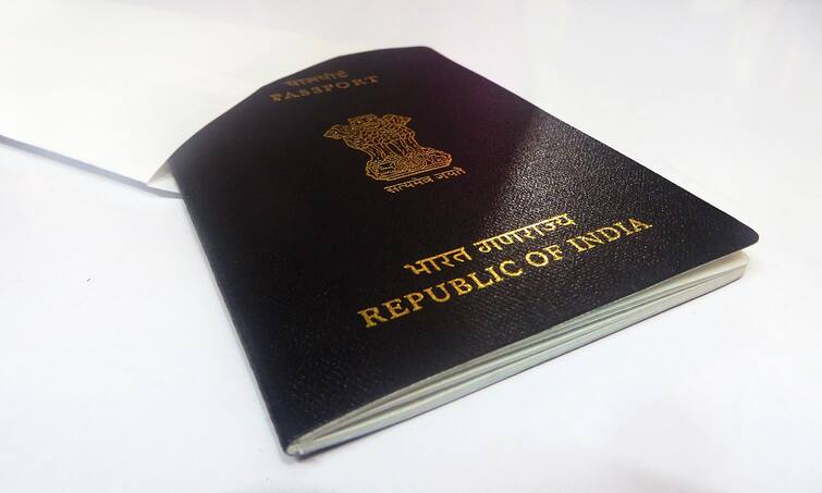 130 passports issued every hour in Pb Punjab Passports: ਪੰਜਾਬ 'ਚ ਹਰ ਘੰਟੇ ਬਣ ਰਹੇ ਐਨੇ ਪਾਸਪੋਰਟ , ਤਾਜ਼ਾ ਰਿਪੋਰਟ ਦੇਖ ਹੋ ਜਾਓਗੇ ਹੈਰਾਨ, ਸਰਕਾਰ ਦੀ ਉੱਡ ਸਕਦੀ ਨੀਂਦ!