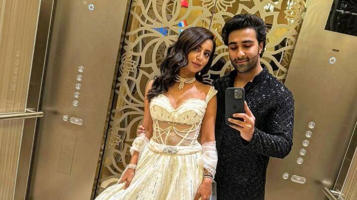 একগুচ্ছ ছবি পোস্ট করে আদর লেখেন, 'আমার প্রথম ক্রাশ, আমার প্রিয় বন্ধু থেকে এখন, আমার সবকিছু।' অলেখা লেখেন, 'স্বপ্ন সত্যি হওয়ার মুহূর্ত'।