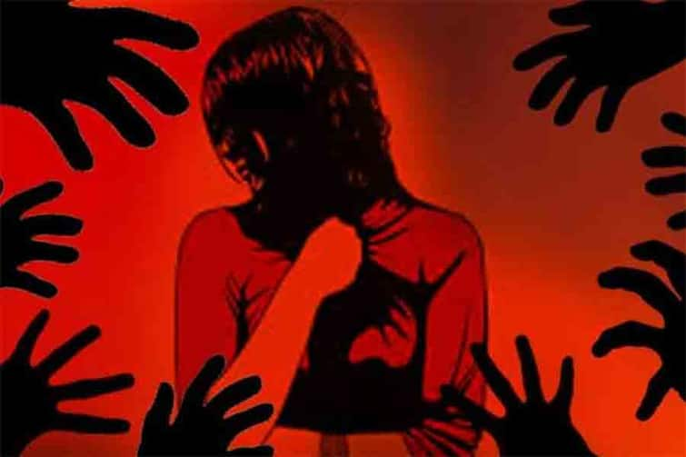 Minor girl allegedly gang-raped in Jodhpur 10ਵੀਂ 'ਚ ਪੜ੍ਹਦੀ ਵਿਦਿਆਰਥਣ ਨਾਲ 11 ਮੁੰਡਿਆਂ ਨੇ ਕੀਤਾ ਸਮੂਹਿਕ ਜਬਰ ਜਨਾਹ, ਹੋਮ ਵਰਕ ਤੋਂ ਸ਼ੁਰੂ ਹੋਈ ਖੌਫ਼ਨਾਕ ਕਹਾਣੀ 