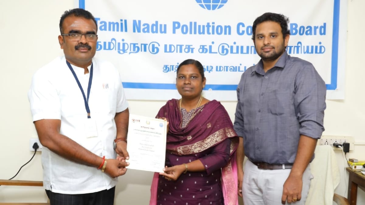 10 லிட்டர் தண்ணீரில் 50 மில்லி மீன் அமிலத்தை கலந்து தெளித்தால் போதுங்க - அதிக மகசூல் உறுதி என்கிறார் ஆசிரியர்