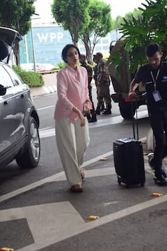 Sobhita Dhulipala: నాగచైతన్యను కలిసేందుకు హైదరాబాద్‌కు శోభిత - ఎయిర్‌పోర్టులో అక్కినేని కోడలు సందడి చూశారా!