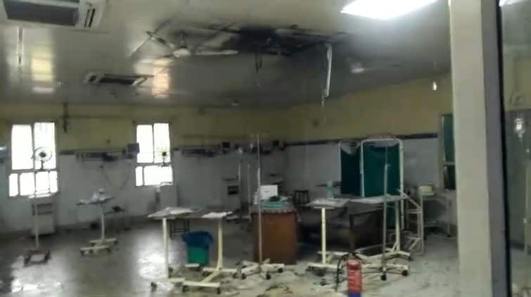 Gwalior Fire in Trauma Center ICU one patient Dies Seven Severely Affected ANN ग्वालियर में ट्रामा सेंटर के ICU  में लगी आग, दम घुटने से एक की मौत, 7 की हालत गंभीर