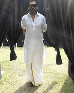 बॉलीवुड के ये बड़े स्टार्स हो गए थे पाई-पाई के मोहताज, निकल गया था दिवाला