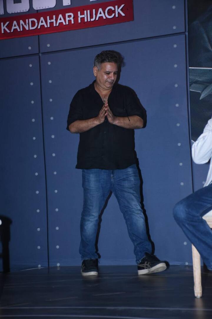 Kumud Mishra in casual wear.