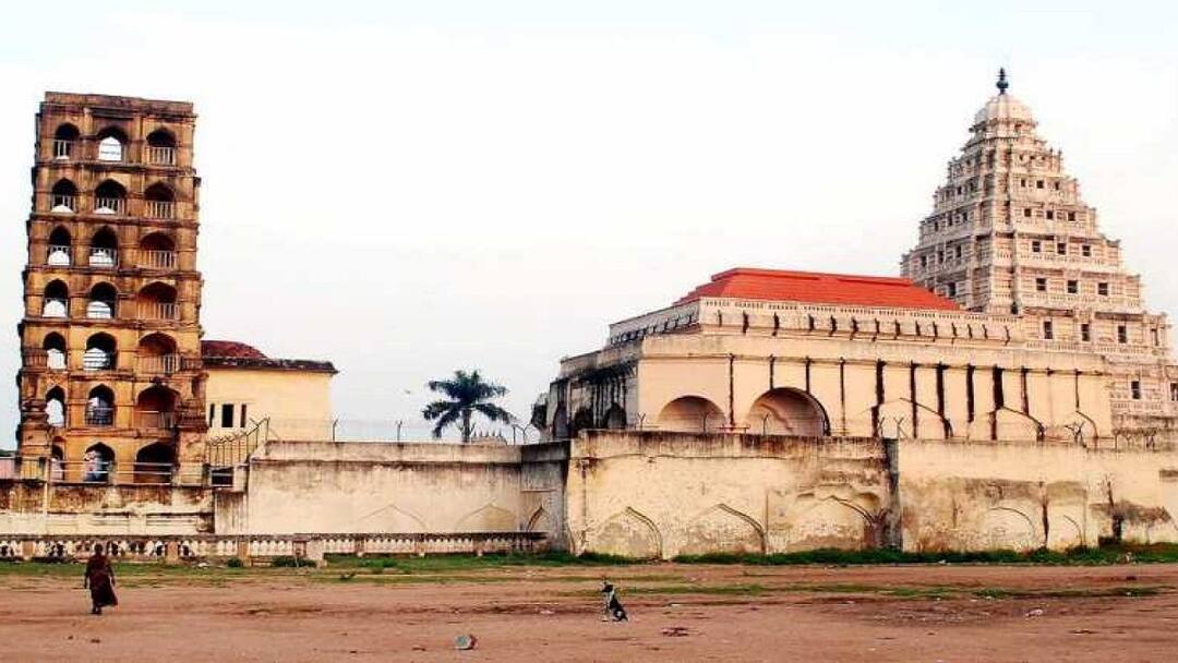 Thanjavur Raja raja cholan palace still lingering among the researchers - TNN மண்ணுக்குள்ளே மாமன்னர்களின் அரண்மனை? - வரலாற்று ஆய்வாளர்கள் வலியுறுத்துவது எதை?