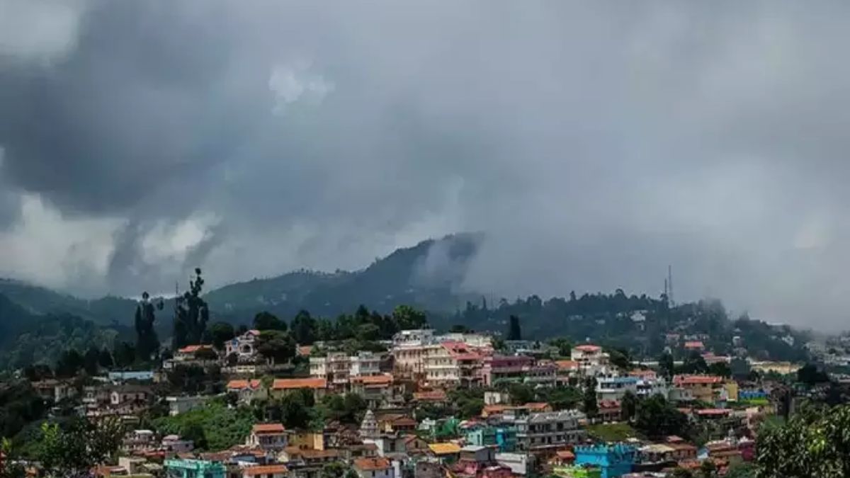 Travel: ऐकलं का..सप्टेंबरमध्येही लॉन्ग वीकेंड येतोय, पिकनिक प्लॅन करा बिनधास्त! एकापेक्षा एक ठिकाणं जाणून घ्या..