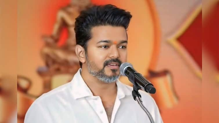 Vijay TVK maanadu in vikravandi police 21 question notice issue - TNN TVK Manadu: தவெக முதல் மாநாடு... போலீஸ் கேட்ட 21 கேள்விகள்... பதிலை தயார் செய்த தலைவர் விஜய்?