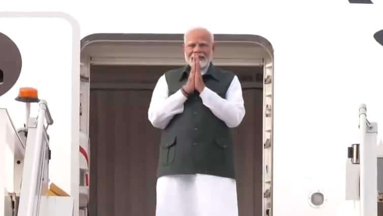 PM Modi Embarks On Maiden Brunei Visit To Hold Strategic Bilateral Talks With Singapore PM Modi Embarks On Maiden Brunei Visit, To Hold Strategic Bilateral Talks With Singapore, Too