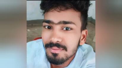 Yong man death suspuct relative protest in palacode இளைஞரின் இறப்பில் மர்மம் - காவல் நிலையம் முன்பு அமர்ந்து உறவினர்கள் சாலை மறியல்