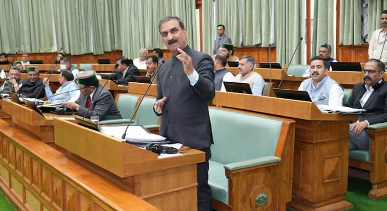 Himachal Pradesh Assembly Passes Bill To Revoke Pensions Of Disqualified MLAs Himachal Pradesh Assembly Passes Bill To Revoke Pensions Of Disqualified MLAs