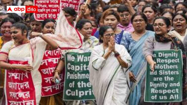 Mamata Banerjee is trying to politically corner the BJP over the Kolkata rape case Mamata Banerjee : కోల్‌కతా డాక్టర్ కేసు సీబీఐ చేతికి వెళ్లడమే అడ్వాంటేజ్ - బీజేపీని ఇరుకున పెడుతున్న మమతా బెనర్జీ