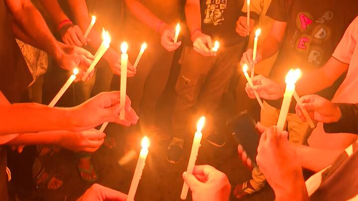 সবমিলিয়ে রাজ্য জুড়ে চলছে বেনজির প্রতিবাদ।