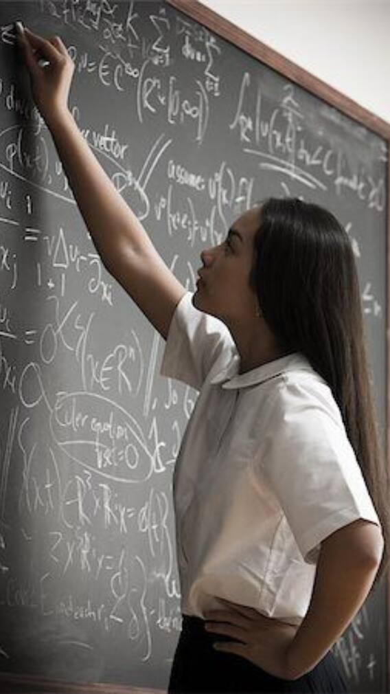 Teacher's Day 2024: Heartfelt Wishes For Your Favourite Retired Teachers